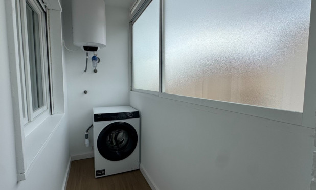 Resale - Apartment / flat - Orihuela Costa - Punta Prima