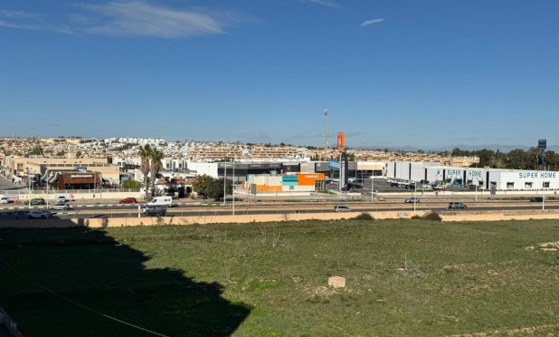 Resale - Apartment / flat - Orihuela Costa - Punta Prima
