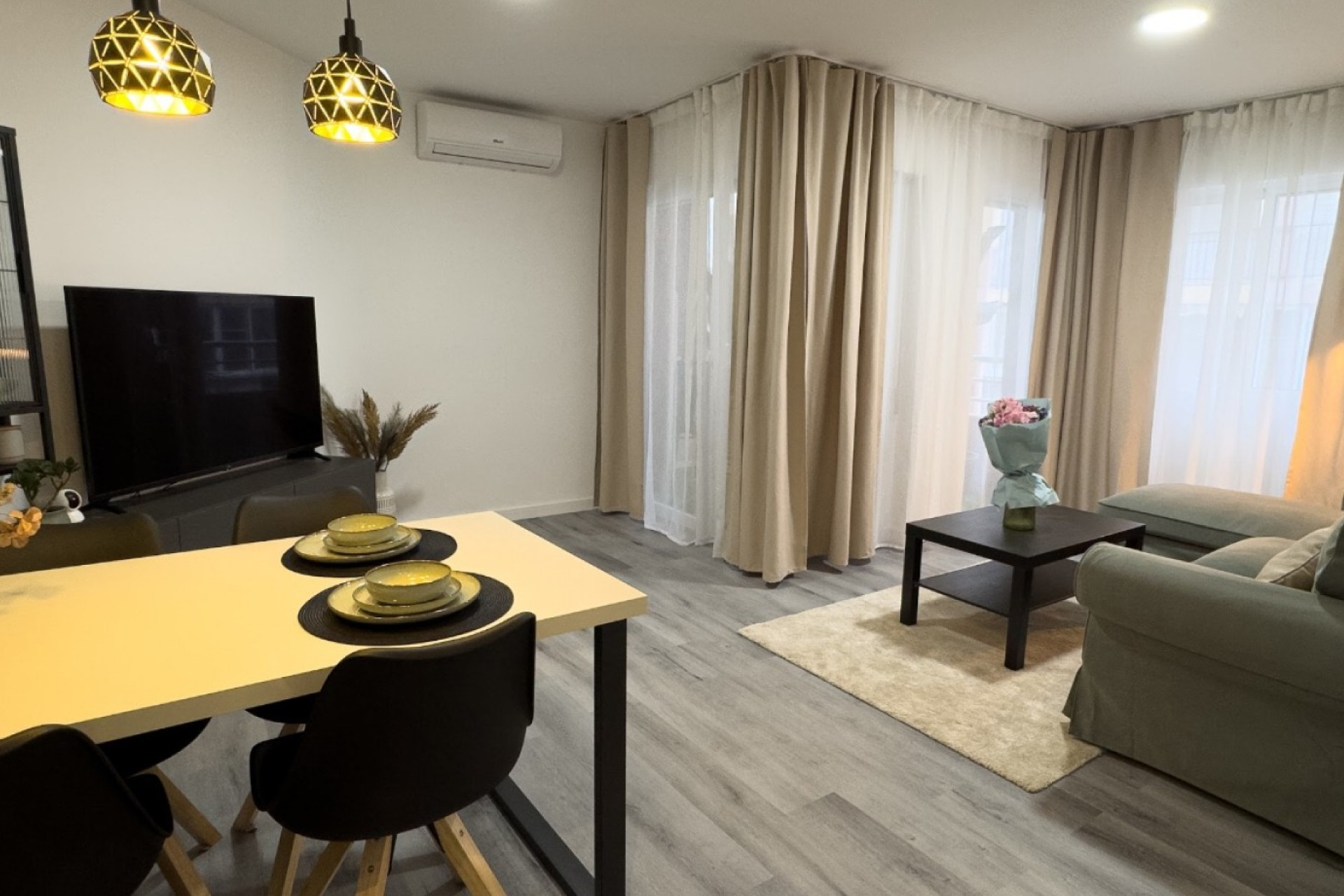 Reventa - Apartamento / piso - Torrevieja