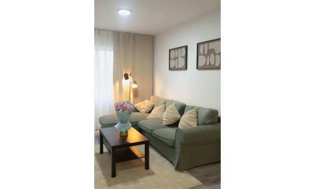 Reventa - Apartamento / piso - Torrevieja