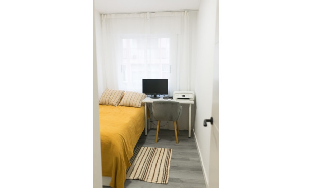 Reventa - Apartamento / piso - Torrevieja