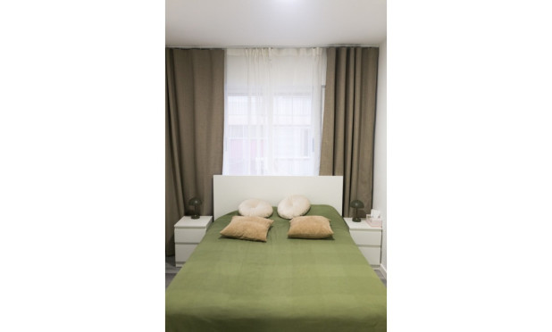 Reventa - Apartamento / piso - Torrevieja