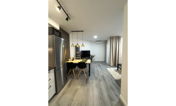 Reventa - Apartamento / piso - Torrevieja