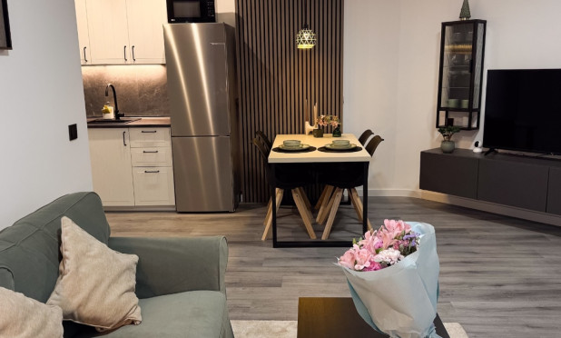 Reventa - Apartamento / piso - Torrevieja