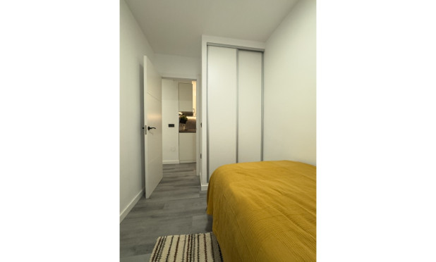Reventa - Apartamento / piso - Torrevieja