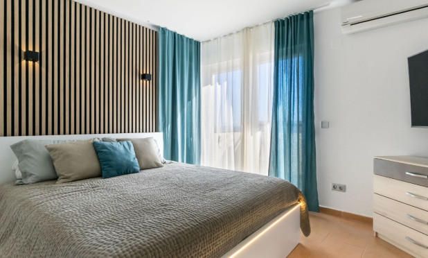 Resale - Townhouse - Orihuela Costa - Villamartín