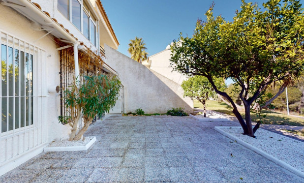 Resale - Apartment / flat - Orihuela Costa - Villamartín
