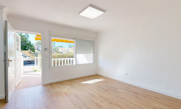 Resale - Apartment / flat - Orihuela Costa - Villamartín