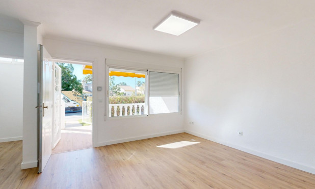 Resale - Apartment / flat - Orihuela Costa - Villamartín