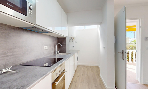 Resale - Apartment / flat - Orihuela Costa - Villamartín