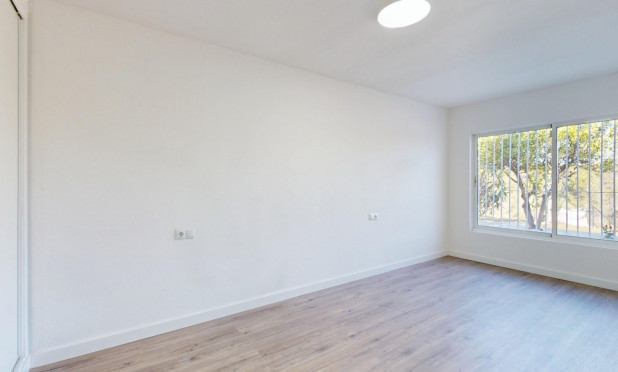 Resale - Apartment / flat - Orihuela Costa - Villamartín