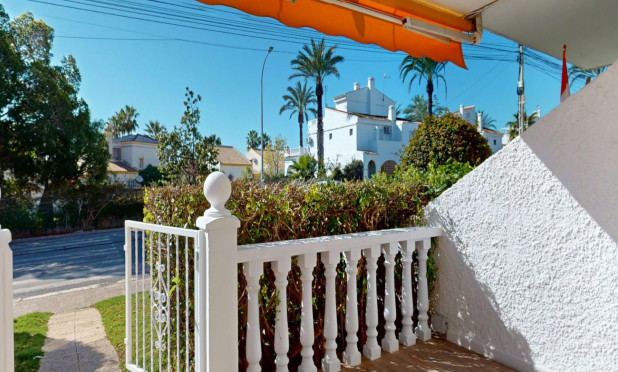 Resale - Apartment / flat - Orihuela Costa - Villamartín