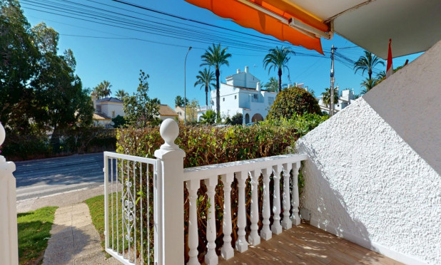 Resale - Apartment / flat - Orihuela Costa - Villamartín