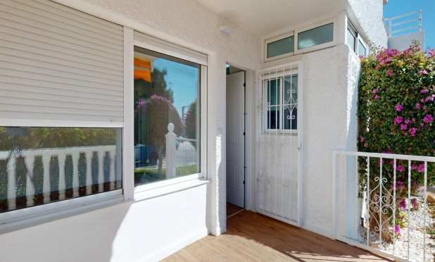 Resale - Apartment / flat - Orihuela Costa - Villamartín