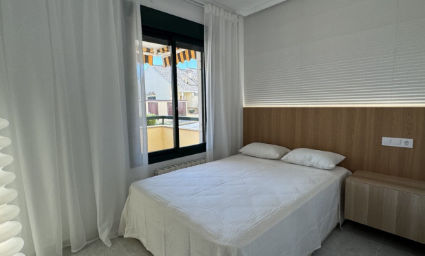 Resale - Apartment / flat - Orihuela Costa - Lomas de Campoamor