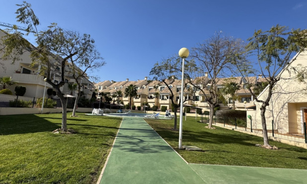 Resale - Apartment / flat - Orihuela Costa - Lomas de Campoamor