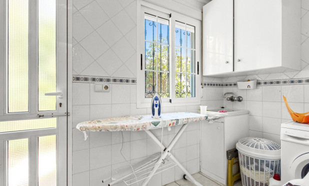 Resale - Villa - Torrevieja - Torrelamata - La Mata