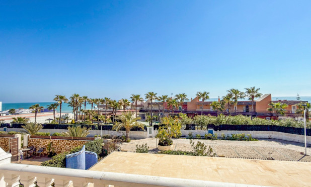 Resale - Villa - Torrevieja - Torrelamata - La Mata