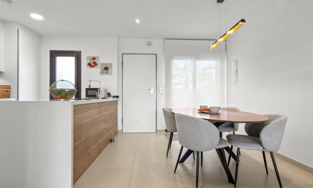 Resale - Apartment / flat - Pilar de la Horadada - Lo Romero Golf