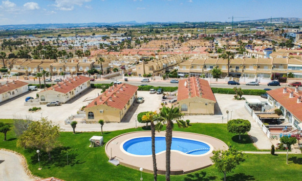 Resale - Townhouse - Ciudad Quesada