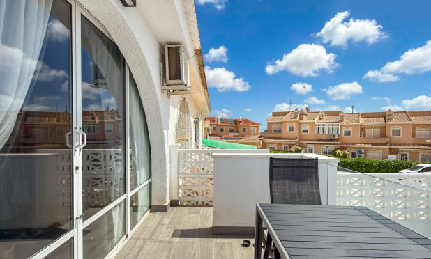 Resale - Townhouse - Ciudad Quesada