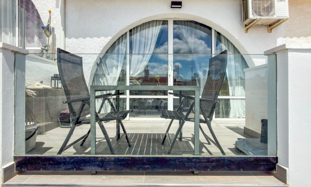 Resale - Townhouse - Ciudad Quesada