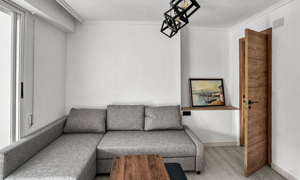 Resale - Apartment / flat - Torrevieja