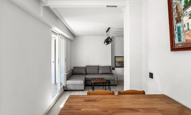 Resale - Apartment / flat - Torrevieja