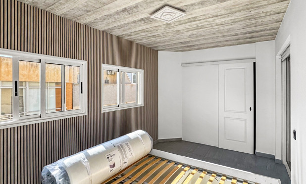 Resale - Apartment / flat - Torrevieja