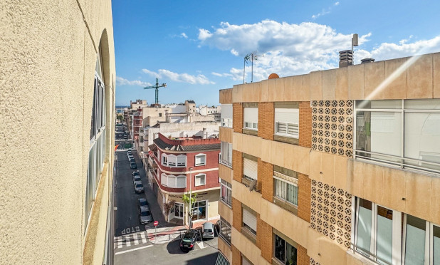 Resale - Apartment / flat - Torrevieja