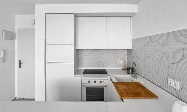 Resale - Apartment / flat - Orihuela Costa - Punta Prima