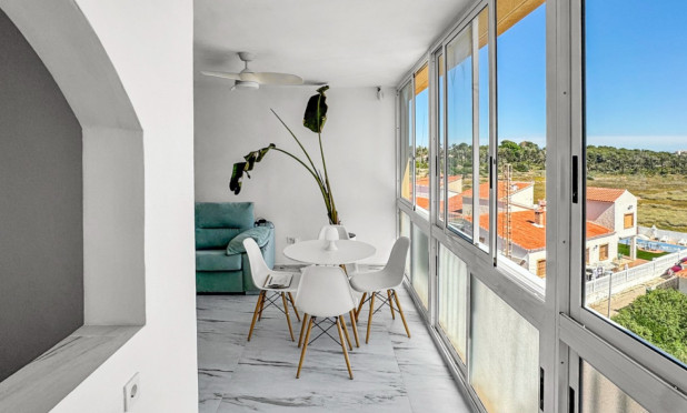 Resale - Apartment / flat - Orihuela Costa - Punta Prima