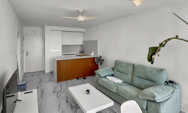 Resale - Apartment / flat - Orihuela Costa - Punta Prima