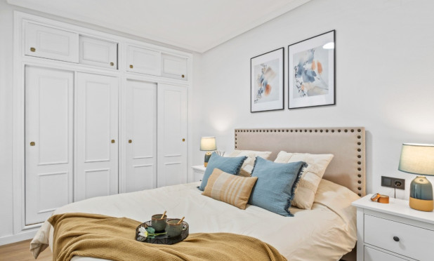 Resale - Apartment / flat - Orihuela Costa - La Florida