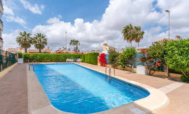 Resale - Apartment / flat - Orihuela Costa - La Florida