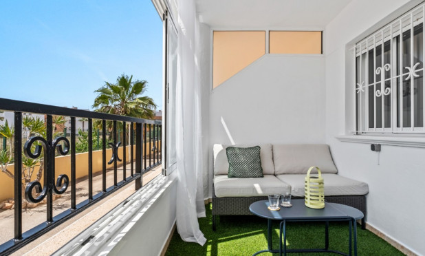 Resale - Apartment / flat - Orihuela Costa - La Florida