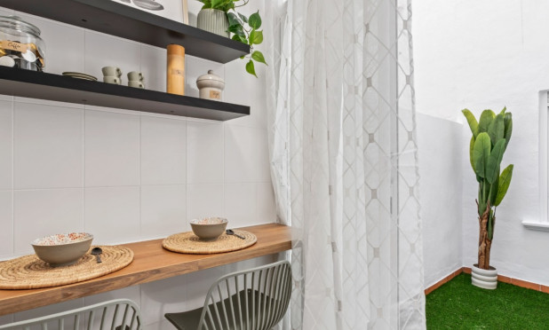 Resale - Apartment / flat - Orihuela Costa - La Florida