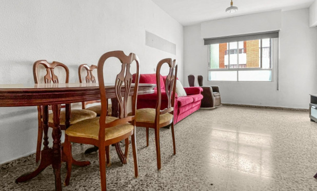 Resale - Apartment / flat - Guardamar del Segura - Pueblo
