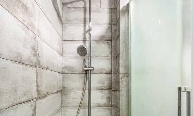 Resale - Apartment / flat - Guardamar del Segura - Pueblo