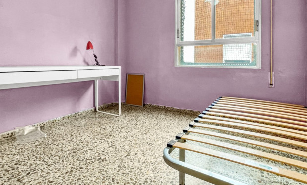 Resale - Apartment / flat - Guardamar del Segura - Pueblo