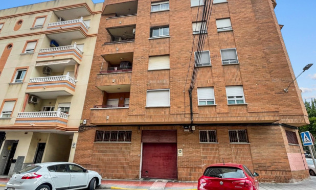 Resale - Apartment / flat - Guardamar del Segura - Pueblo