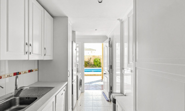 Resale - Apartment / flat - Orihuela Costa - Playa Flamenca