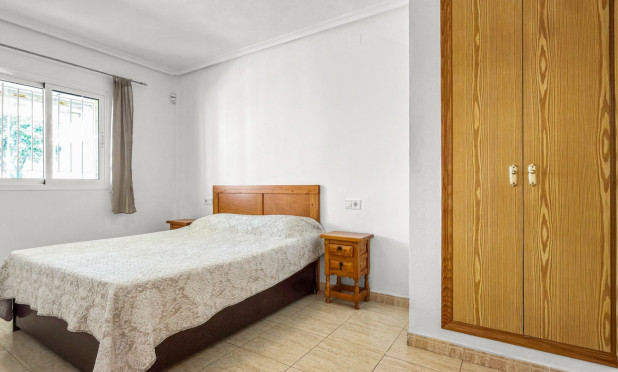 Resale - Apartment / flat - Orihuela Costa - Playa Flamenca