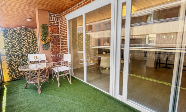 Wiederverkauf - Wohnung - Torrevieja - El Acequión - Los Náufragos