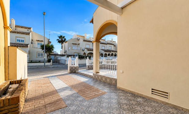 Resale - Townhouse - Orihuela Costa - Playa Flamenca
