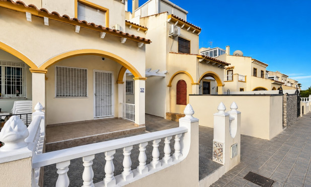 Resale - Townhouse - Orihuela Costa - Playa Flamenca