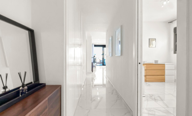Resale - Apartment / flat - Orihuela Costa - Los Altos