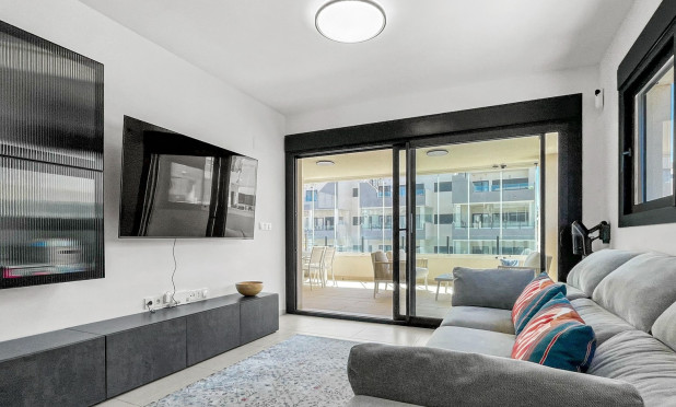 Resale - Apartment / flat - Orihuela Costa - Los Dolses