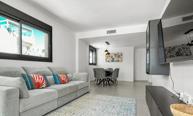 Resale - Apartment / flat - Orihuela Costa - Los Dolses