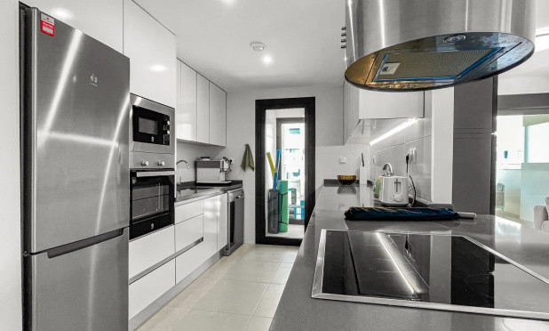 Resale - Apartment / flat - Orihuela Costa - Los Dolses